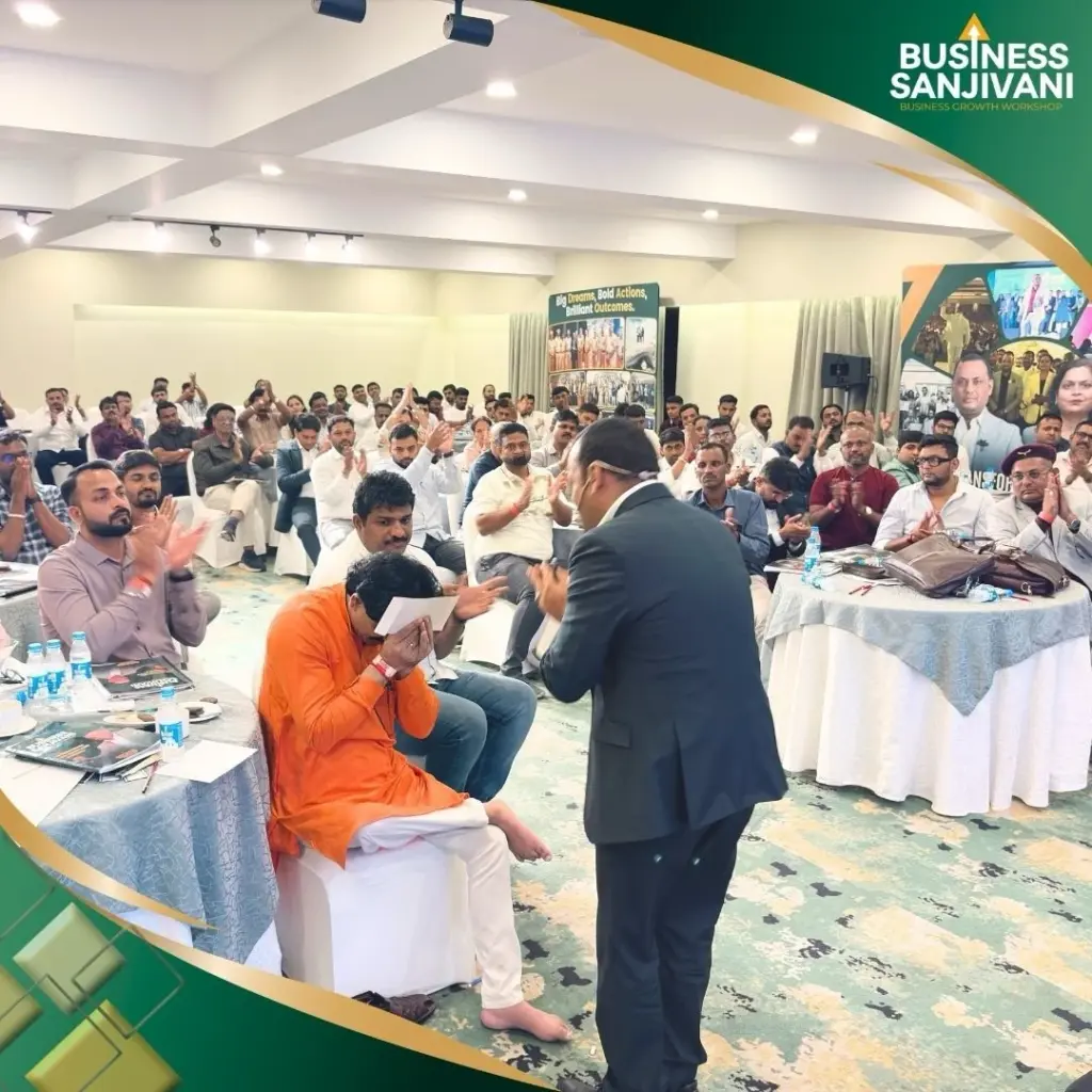 A full Business Sanjivani workshop room