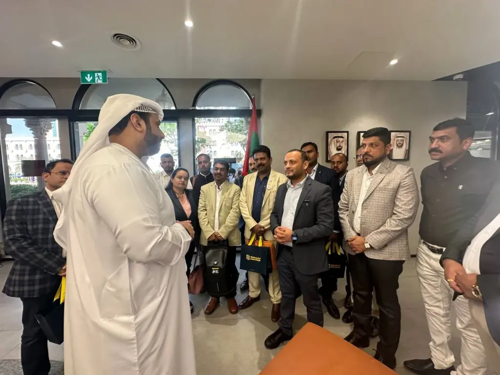 With business leaders on an international programme in the Gulf